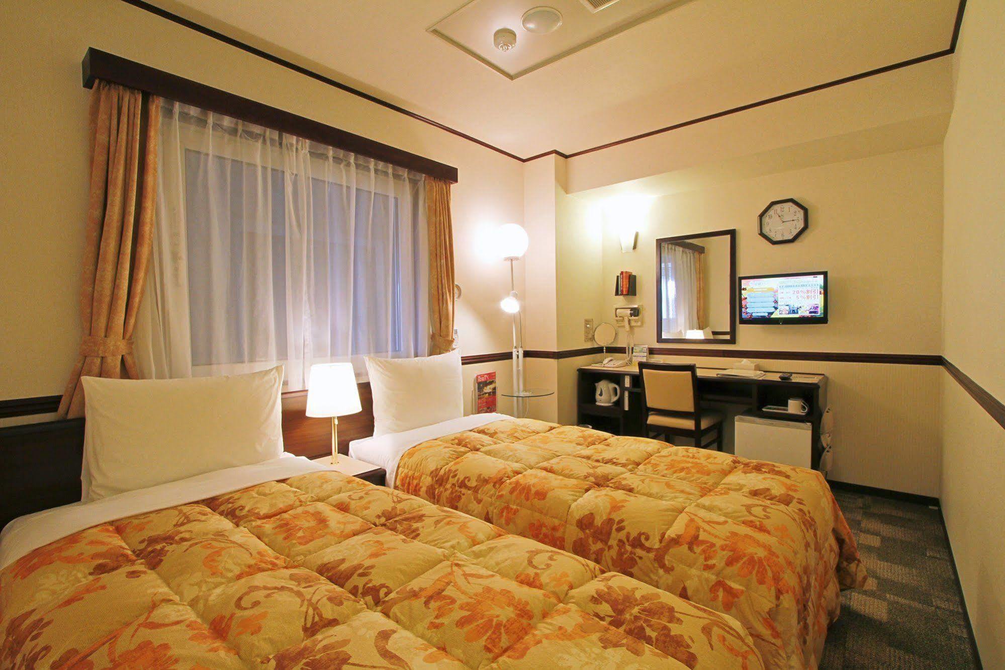 Toyoko Inn Utsunomiya Ekimae No 1 מראה חיצוני תמונה